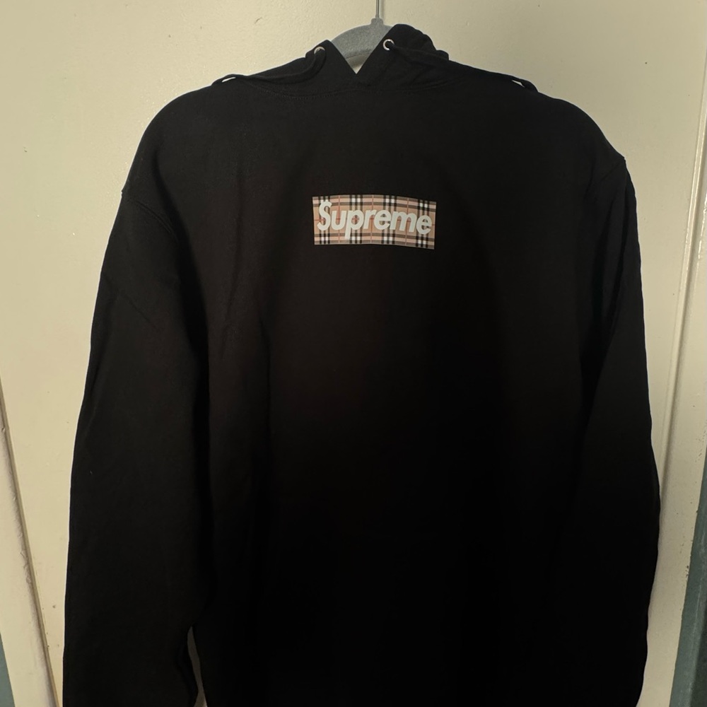 Supreme Burberry Box Logo Hoodie